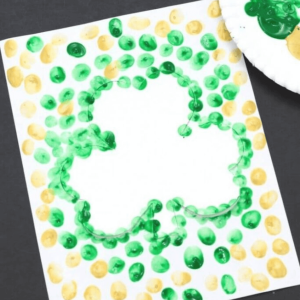 Shamrock Thumbprint - Source: A Dab of Glue will Do